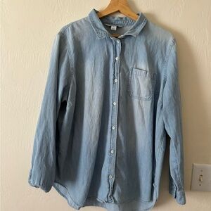 Old Navy  XXL denim long sleeve shirt.